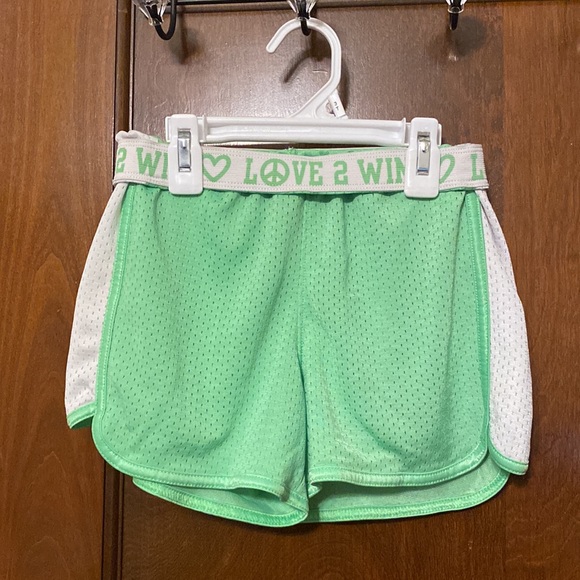 Little girls comfy shorts 2pc set πππ - Picture 5 of 13